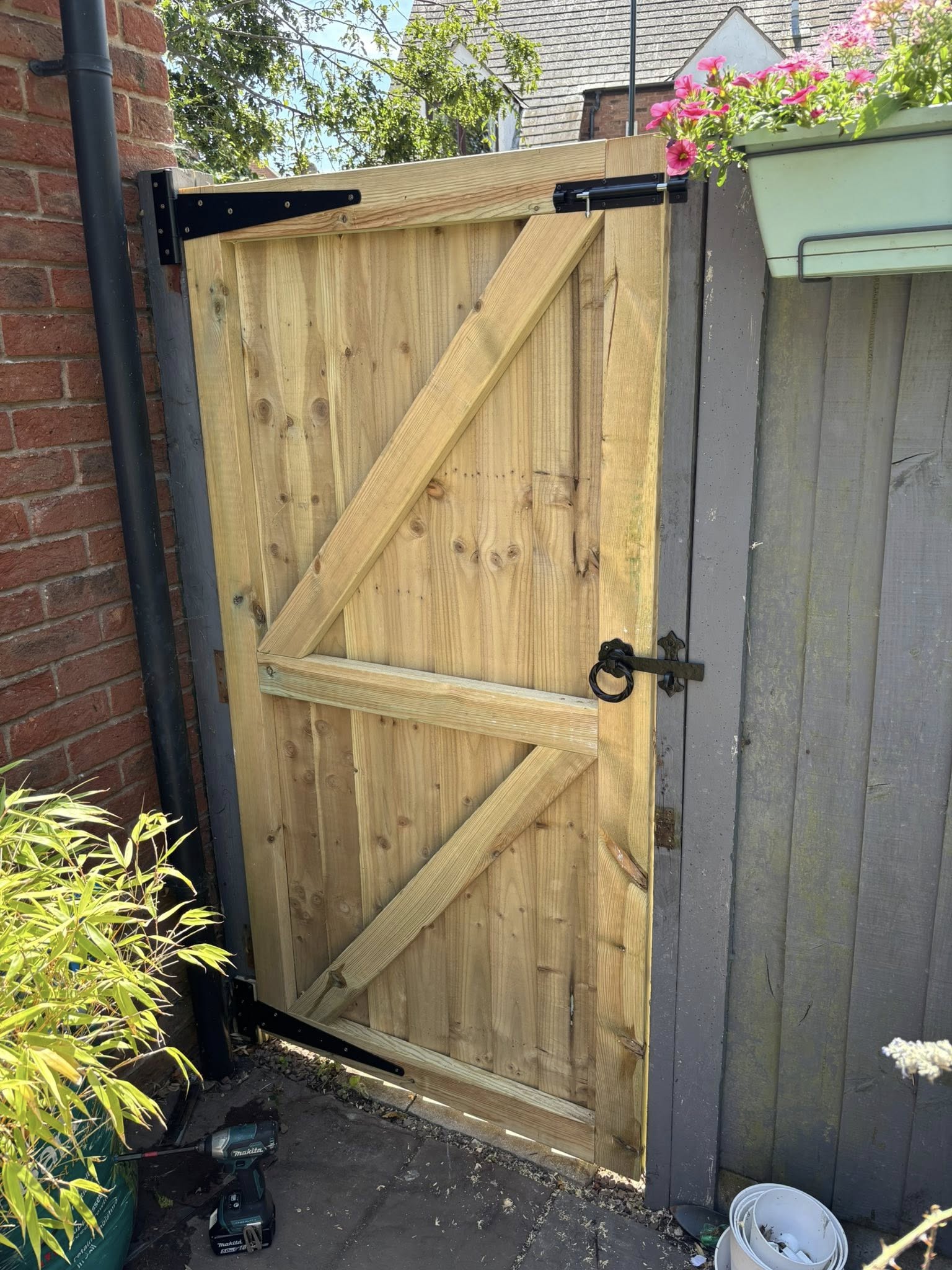 carpentry on gate way MBcarpentry garden