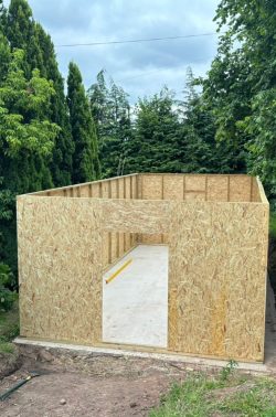 shed walls and foundations carpentry by MBcarpentry